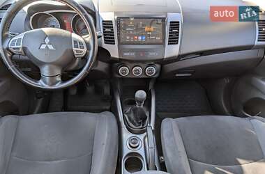 Внедорожник / Кроссовер Mitsubishi Outlander 2007 в Херсоне