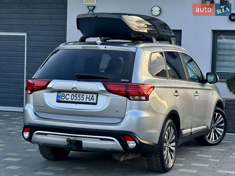 Внедорожник / Кроссовер Mitsubishi Outlander 2019 в Трускавце