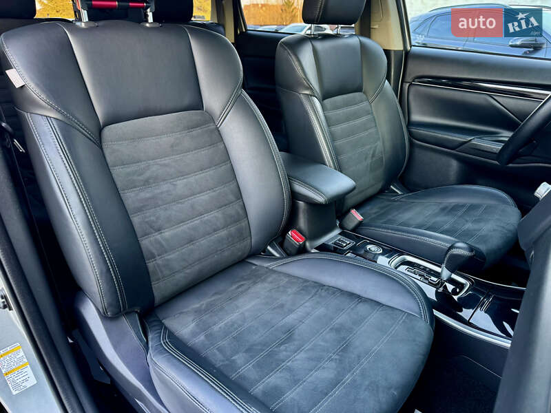 Внедорожник / Кроссовер Mitsubishi Outlander 2019 в Трускавце