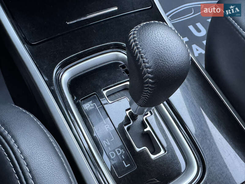 Внедорожник / Кроссовер Mitsubishi Outlander 2019 в Трускавце