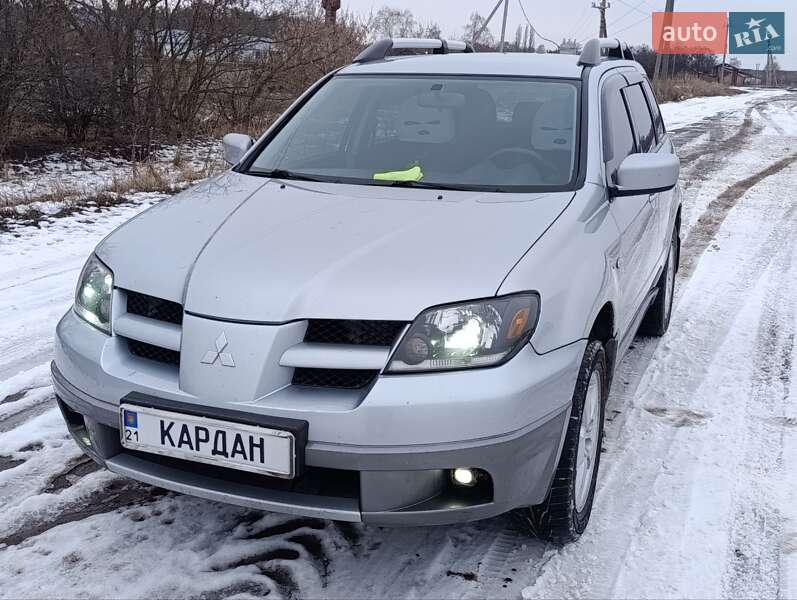 Mitsubishi Outlander 2004