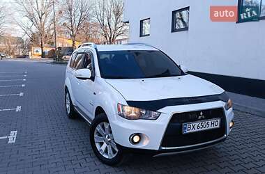 Внедорожник / Кроссовер Mitsubishi Outlander 2010 в Хмельницком