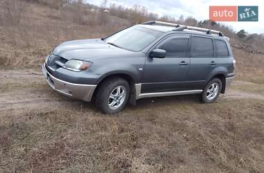 Внедорожник / Кроссовер Mitsubishi Outlander 2003 в 