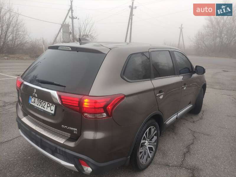 Внедорожник / Кроссовер Mitsubishi Outlander 2018 в Черкассах