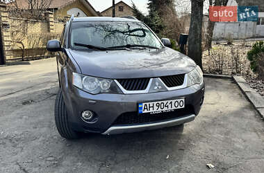 Внедорожник / Кроссовер Mitsubishi Outlander 2007 в Киеве