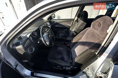 Внедорожник / Кроссовер Mitsubishi Outlander 2006 в 