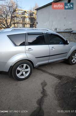 Mitsubishi Outlander 2008