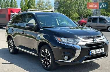 Внедорожник / Кроссовер Mitsubishi Outlander 2018 в Тернополе