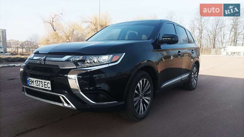 Mitsubishi Outlander 2020