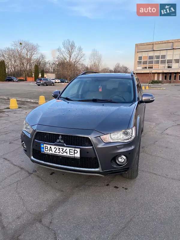 Mitsubishi Outlander