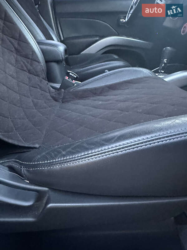 Позашляховик / Кросовер Mitsubishi Outlander 2008 в Сумах