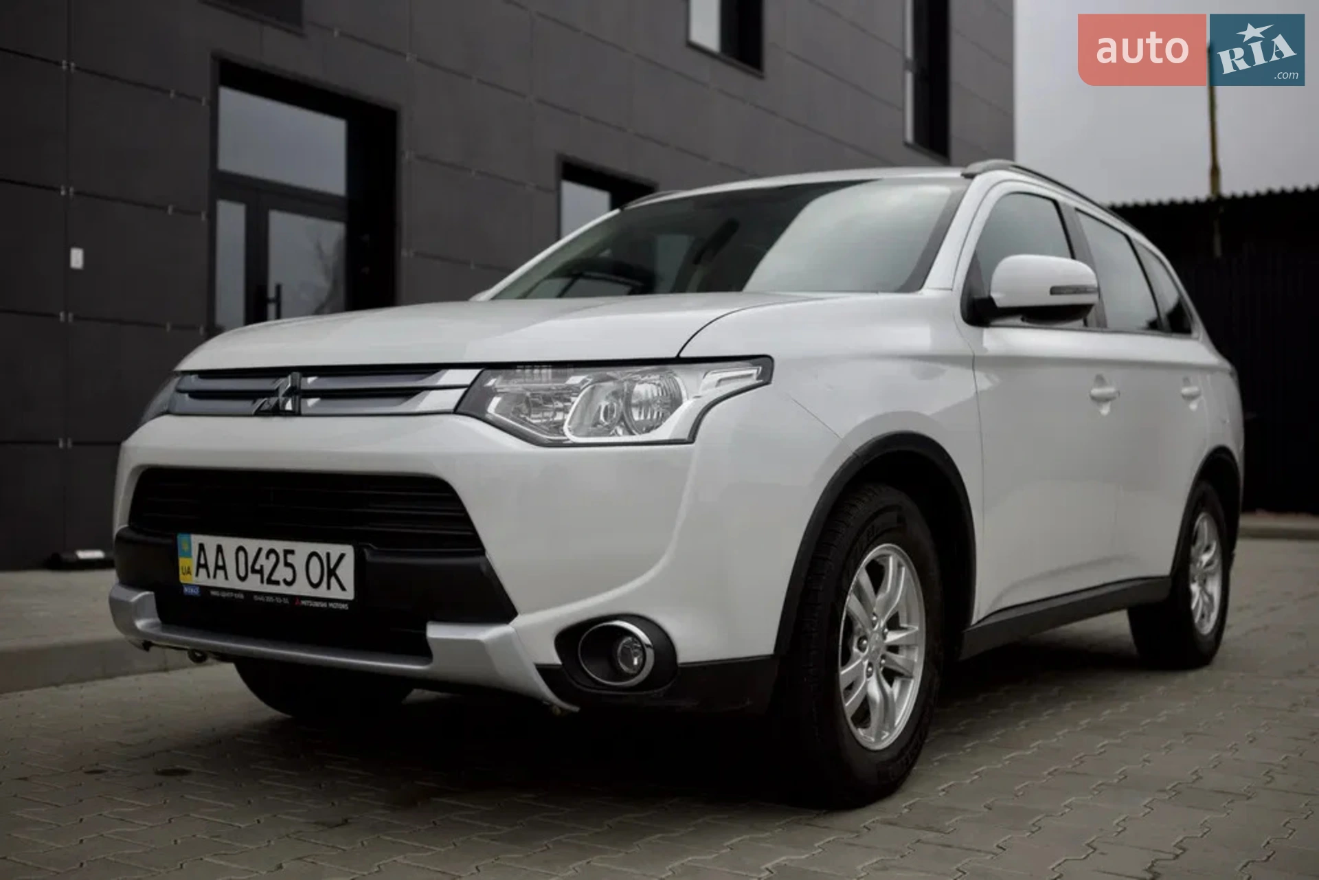 2014 Mitsubishi Outlander - мініатюра 5