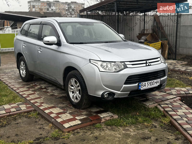 Позашляховик / Кросовер Mitsubishi Outlander 2014 в Олександрії
