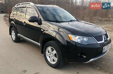 Внедорожник / Кроссовер Mitsubishi Outlander 2008 в 
