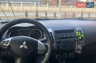 Внедорожник / Кроссовер Mitsubishi Outlander 2008 в 