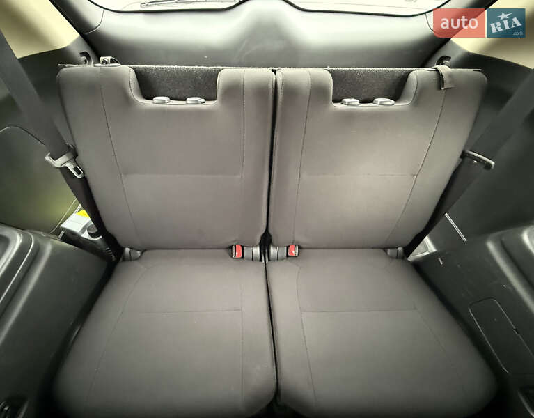 Внедорожник / Кроссовер Mitsubishi Outlander 2017 в Черновцах