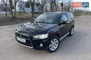 Позашляховик / Кросовер Mitsubishi Outlander 2011 в Чернігові