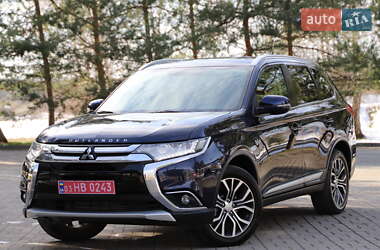 Позашляховик / Кросовер Mitsubishi Outlander 2017 в Дрогобичі