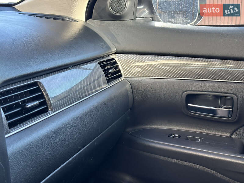 Внедорожник / Кроссовер Mitsubishi Outlander 2018 в Киеве фото 25 Внедорожник / Кроссовер Mitsubishi Outlander 2018 в Киеве