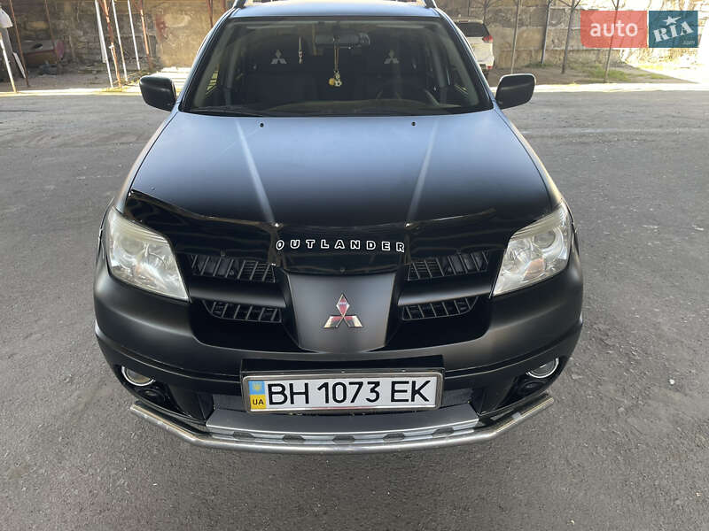 Mitsubishi Outlander 2008