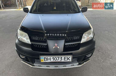 Внедорожник / Кроссовер Mitsubishi Outlander 2008 в 