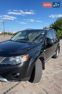 Внедорожник / Кроссовер Mitsubishi Outlander 2008 в 