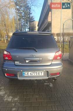 Позашляховик / Кросовер Mitsubishi Outlander 2006 в 