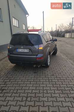 Позашляховик / Кросовер Mitsubishi Outlander 2008 в 