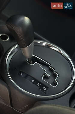 Внедорожник / Кроссовер Mitsubishi Outlander 2014 в 