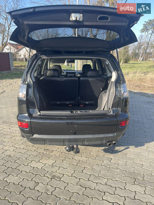 Внедорожник / Кроссовер Mitsubishi Outlander 2009 в Стрые