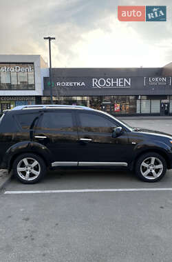 Внедорожник / Кроссовер Mitsubishi Outlander 2008 в 