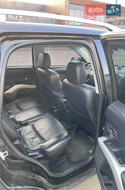Внедорожник / Кроссовер Mitsubishi Outlander 2008 в 