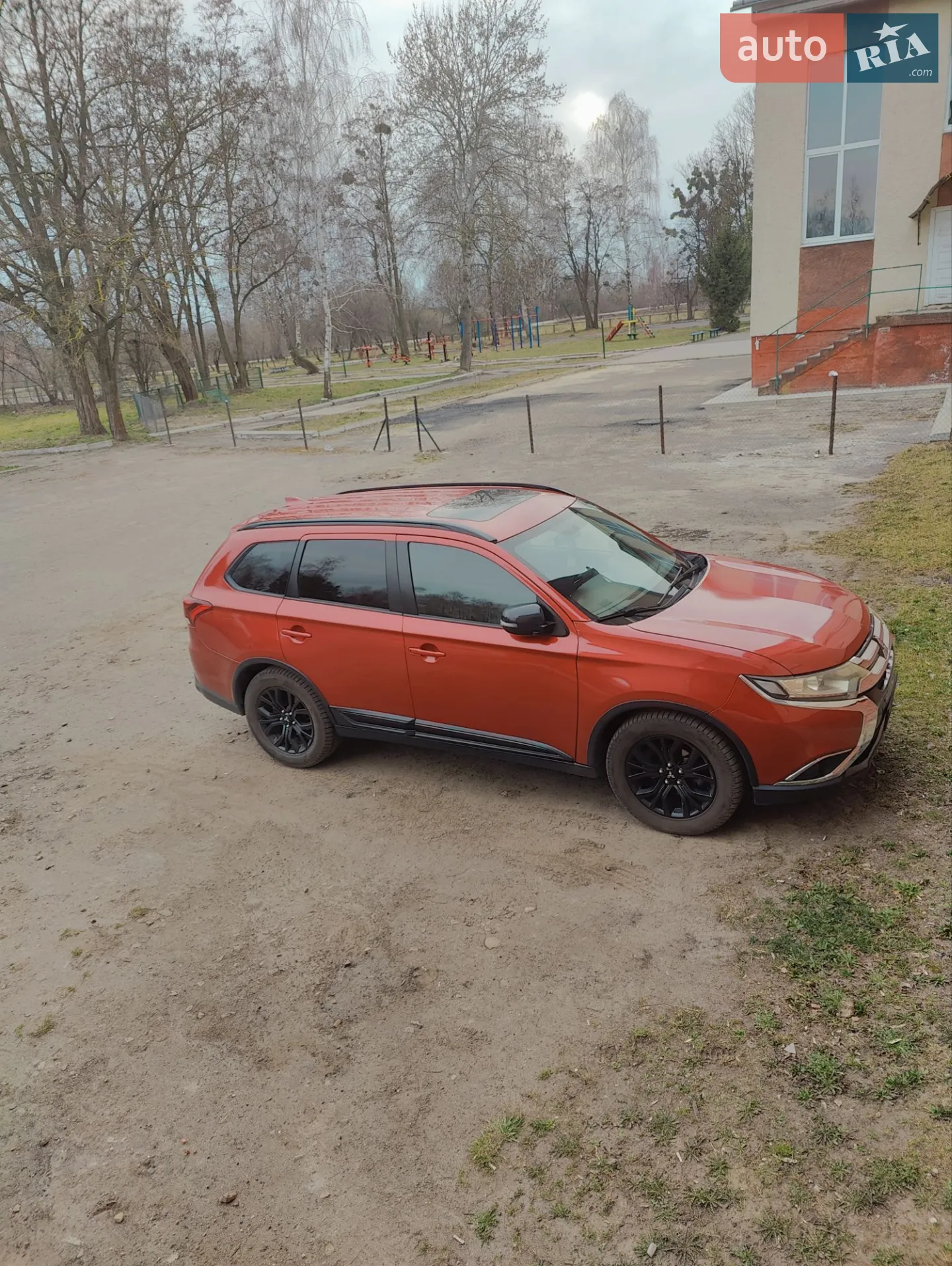 2017 Mitsubishi Outlander - мініатюра 11