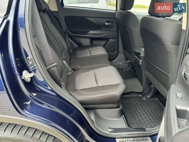 Позашляховик / Кросовер Mitsubishi Outlander 2021 в Одесі