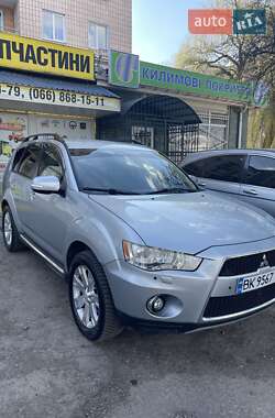 Mitsubishi Outlander 2011 Mitsubishi Outlander 2011