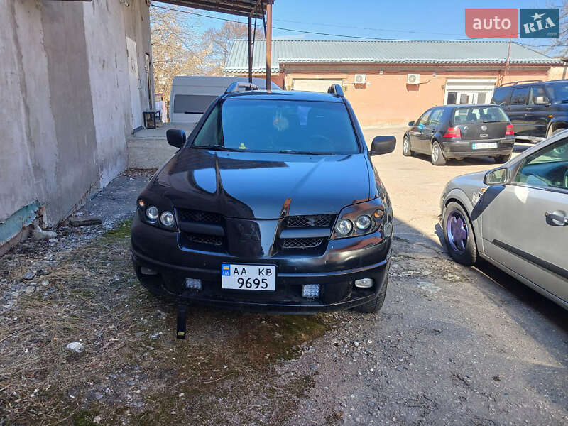 Позашляховик / Кросовер Mitsubishi Outlander 2004 в Білій Церкві
