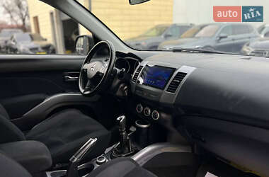 Внедорожник / Кроссовер Mitsubishi Outlander 2007 в 