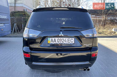 Внедорожник / Кроссовер Mitsubishi Outlander 2007 в 