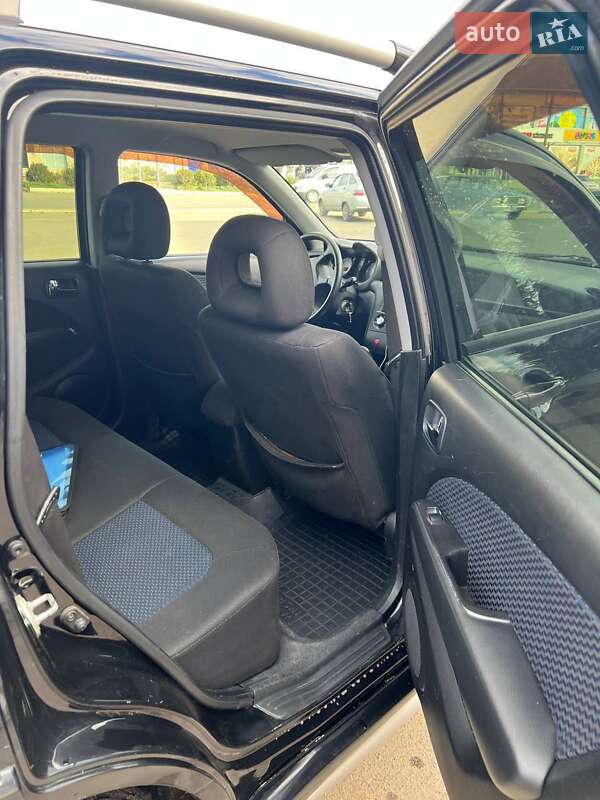 Позашляховик / Кросовер Mitsubishi Outlander 2006 в Бершаді