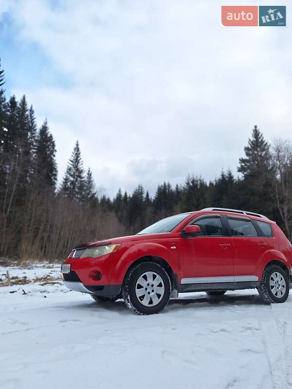 Позашляховик / Кросовер Mitsubishi Outlander 2007 в Києві