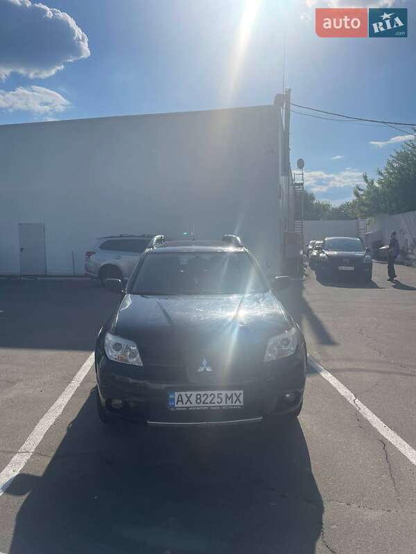 Mitsubishi Outlander 2006
