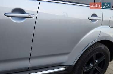 Позашляховик / Кросовер Mitsubishi Outlander 2011 в 