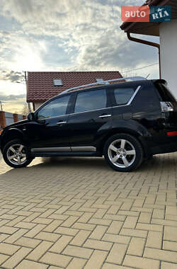 Позашляховик / Кросовер Mitsubishi Outlander 2009 в Старокостянтинові