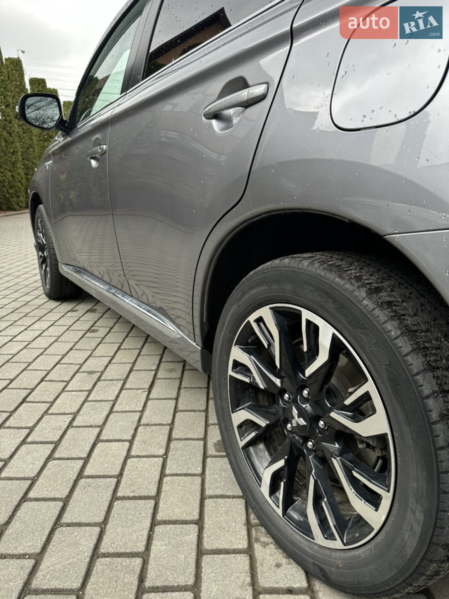 2018 Mitsubishi Outlander - мініатюра 13