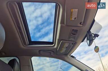 Позашляховик / Кросовер Mitsubishi Outlander 2011 в 