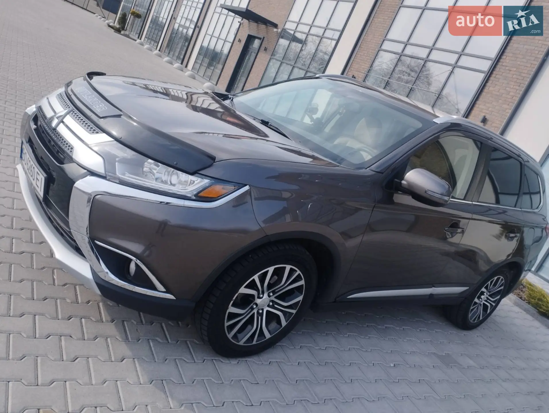 2018 Mitsubishi Outlander - мініатюра 8