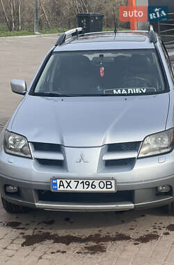 Позашляховик / Кросовер Mitsubishi Outlander 2003 в 