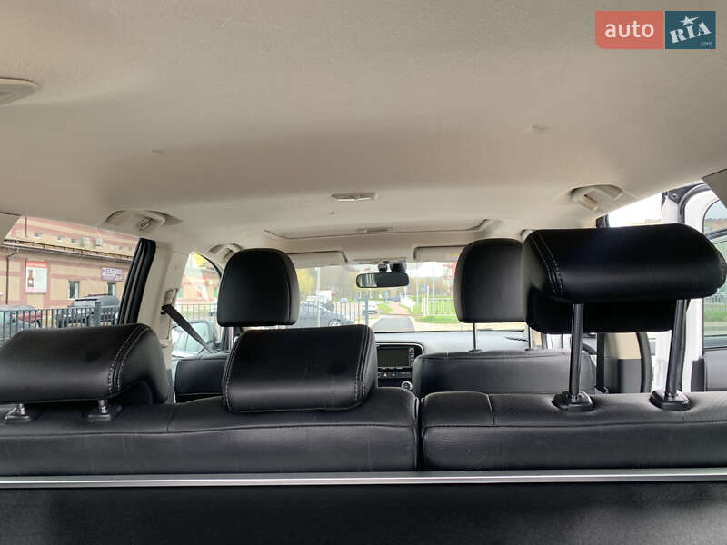 Внедорожник / Кроссовер Mitsubishi Outlander 2014 в Ивано-Франковске