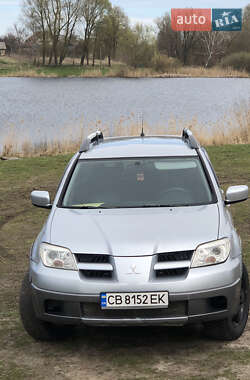 Внедорожник / Кроссовер Mitsubishi Outlander 2006 в 