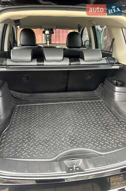 Позашляховик / Кросовер Mitsubishi Outlander 2014 в 